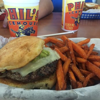 Phil's Icehouse - Burgers Near Me - Austin, Texas