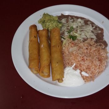 Castillo Tacos - Taquitos - Tacos Near Me - Lynwood, California Castillo Tacos - Taquitos - Tacos Near Me - Lynwood, California