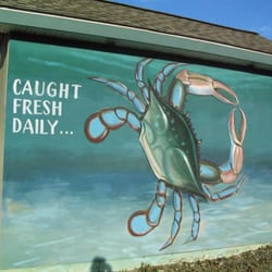 Budd's Tackle Live Crabs