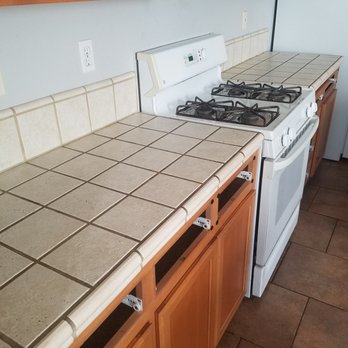 Artistic Stone Works - Kitchen counter before - Countertop Installation Near Me - Lodi, California Artistic Stone Works - Kitchen counter before - Countertop Installation Near Me - Lodi, California