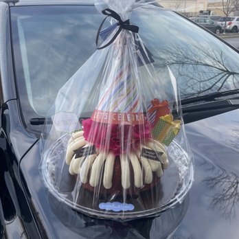 Nothing Bundt Cakes - Red Velvet Birthday Cake! - Bakeries Near Me - Lexington, Kentucky Nothing Bundt Cakes - Red Velvet Birthday Cake! - Bakeries Near Me - Lexington, Kentucky