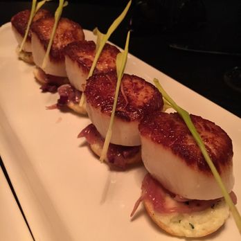 BLVD Steakhouse - Dayboat scallops - New American Near Me - Chicago, Illinois BLVD Steakhouse - Dayboat scallops - New American Near Me - Chicago, Illinois