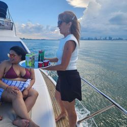 Tropicalboat Luxury Yacht Charters & Rentals - Our wonderful mate! She was so fun!! Loved her!