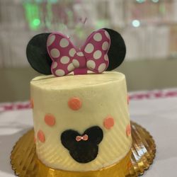 Westford Bakery - Minnie cake