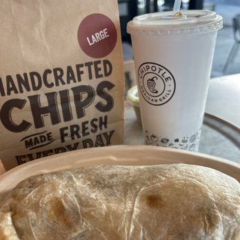 Chipotle Mexican Grill - Chicken burrito - Mexican Near Me - Meridian, Idaho Chipotle Mexican Grill - Chicken burrito - Mexican Near Me - Meridian, Idaho