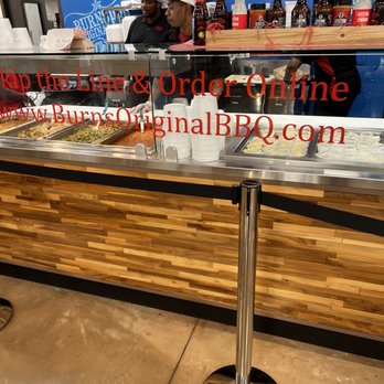 Burns BBQ - a man behind the counter - Barbeque Near Me - Katy, Texas