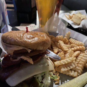 Masons Bar and Grill - Burgers Near Me - Livonia, Michigan Masons Bar and Grill - Burgers Near Me - Livonia, Michigan