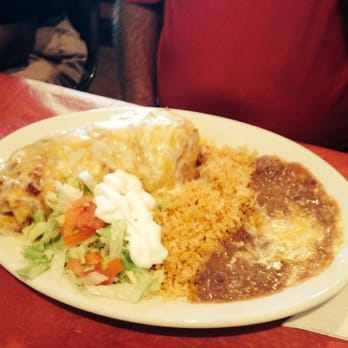 El Diamante Restaurante - a plate of mexican food - Mexican Near Me - Tampa, Florida El Diamante Restaurante - a plate of mexican food - Mexican Near Me - Tampa, Florida