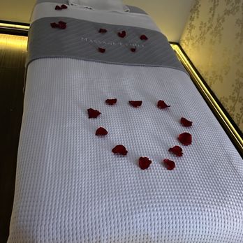 Massage Etoile - Massage Near Me - Atlanta, Georgia