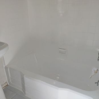Bryan's Reglazing Services - After - Refinishing Services Near Me Bryan's Reglazing Services - After - Refinishing Services Near Me