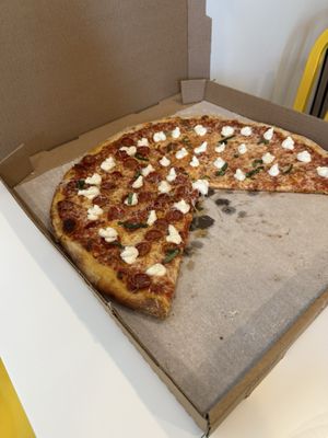 Leonardi's Pizza by null