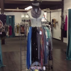 Robin's Nest Apparel - Fall scarves are here!