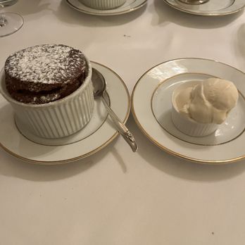 Le Souffle - Chocolate soufflé - French Near Me - Carmel-by-the-Sea, California Le Souffle - Chocolate soufflé - French Near Me - Carmel-by-the-Sea, California