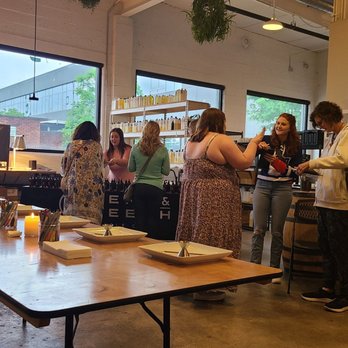 Parlor Public House - Class - Coffee & Tea Near Me - Indianapolis, Indiana Parlor Public House - Class - Coffee & Tea Near Me - Indianapolis, Indiana
