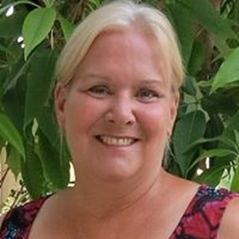 Wise Ambitions College Consulting - Laura Rader, owner of Wise Ambitions College Consulting - College Counseling Near Me Wise Ambitions College Consulting - Laura Rader, owner of Wise Ambitions College Consulting - College Counseling Near Me