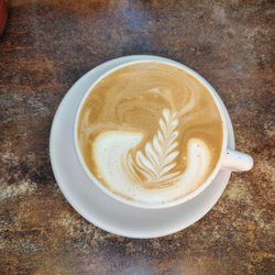 La Bakery Cafe & Eatery - Latte