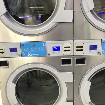 Coin Less Laundry - 30 lb dryers - Laundromat Near Me - Tucson, Arizona