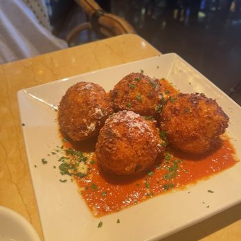 The Cheesecake Factory - Desserts Near Me - Houston, Texas