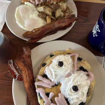 Cateye Cafe - New American Near Me - Bozeman, Montana Cateye Cafe - New American Near Me - Bozeman, Montana