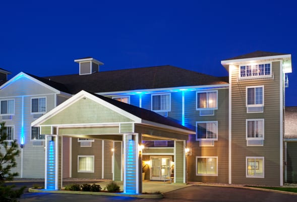 Holiday Inn Express & Suites New Buffalo, MI by null