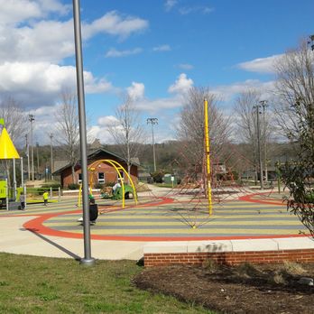 Lakeshore Park - View of the park - Parks Near Me - Knoxville, Tennessee