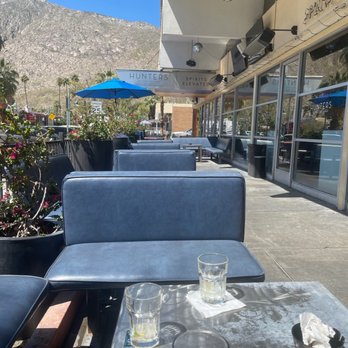 Hunters - Outdoor patio - Gay Bars Near Me - Palm Springs, California Hunters - Outdoor patio - Gay Bars Near Me - Palm Springs, California