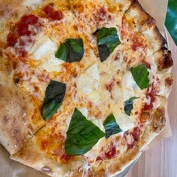 True Food Kitchen - Solid Margherita pizza, but crust was not crisp enough. - Salad Near Me - Miami, Florida True Food Kitchen - Solid Margherita pizza, but crust was not crisp enough. - Salad Near Me - Miami, Florida