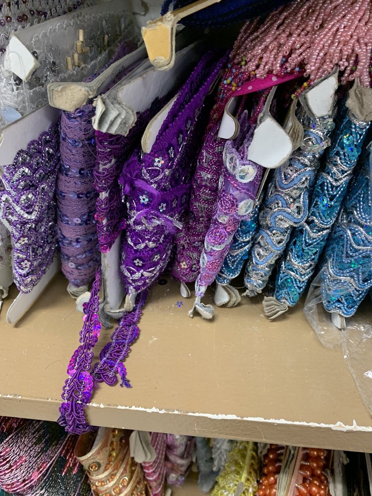 RAINBOW FABRICS Updated June 2024 44 Photos & 32 Reviews 751 N