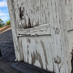 R Deleon Roofing