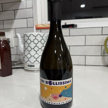 Silverlake Wine - So Refreshing! :) - Beer, Wine & Spirits Near Me - Los Angeles, California Silverlake Wine - So Refreshing! :) - Beer, Wine & Spirits Near Me - Los Angeles, California