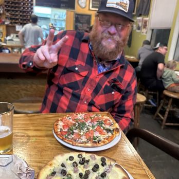 Piaci Pub And Pizzeria - Pizza Near Me - Fort Bragg, California Piaci Pub And Pizzeria - Pizza Near Me - Fort Bragg, California