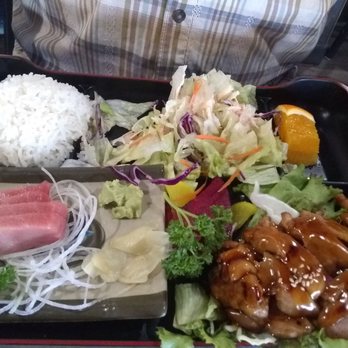 Sushi Momoyama - Two item bento with tuna sashimi and chicken - Sushi Bars Near Me - Concord, California Sushi Momoyama - Two item bento with tuna sashimi and chicken - Sushi Bars Near Me - Concord, California