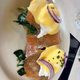 Salmon Benedict