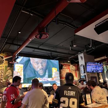 Walters - Sports Bars Near Me - Washington, DC, District of Columbia Walters - Sports Bars Near Me - Washington, DC, District of Columbia