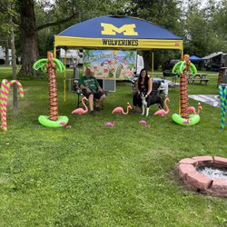 Taylors Lost Haven Campground - Xmas in july
