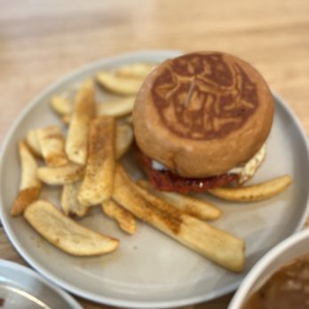 18 Grams Coffee Roasters - Longanisa Breakfast Sando - Coffee & Tea Near Me - Sacramento, California 18 Grams Coffee Roasters - Longanisa Breakfast Sando - Coffee & Tea Near Me - Sacramento, California