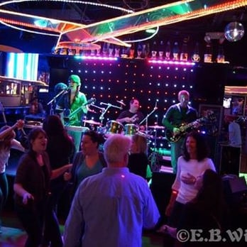 Time Warp Bar - a band playing on stage - Bars Near Me - Westlake, Ohio Time Warp Bar - a band playing on stage - Bars Near Me - Westlake, Ohio