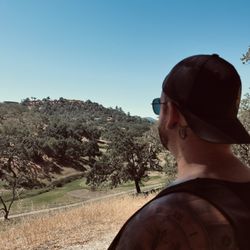 Jim Green Trail - Beautiful view... I mean, the land is really pretty too ;)