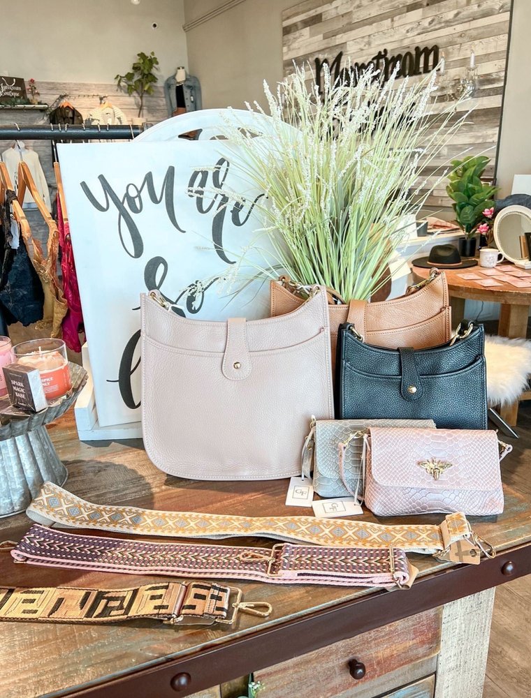 MAINSTREAM BOUTIQUE LUBBOCK Updated October 2024 7604 Milwaukee Ave, Lubbock, Texas