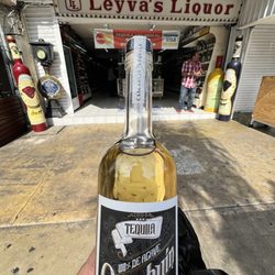 Leyva's Liquor - Cascahuin extra añejo