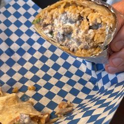 Taqueria Los Tres Figgies 2 - Burrito
