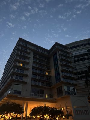 Kaimana Beach Hotel by null