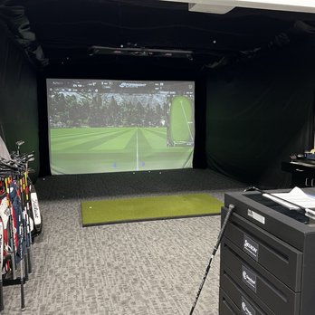 PGA TOUR Superstore - Braintree - Want to demo clubs? This simulator is ideal and state of the art. - Golf Lessons Near Me - Braintree, Massachusetts PGA TOUR Superstore - Braintree - Want to demo clubs? This simulator is ideal and state of the art. - Golf Lessons Near Me - Braintree, Massachusetts