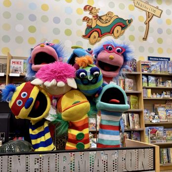 Barnes & Noble - Bookstores Near Me - Austin, Texas