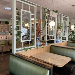 Green Papaya - Beautiful decor, really stunning space.