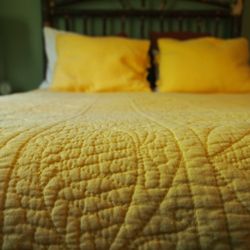 Shifman Mattress - Put my summer bedding on the "Luxury" pillow top Van Gogh mattress set and you can see how deflated this is. DO NOT BUY!