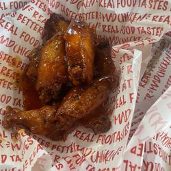Mad Chicken - Wings