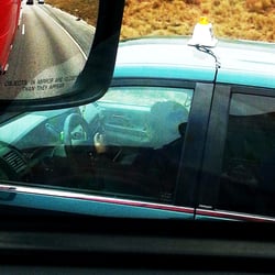 Los Primos Taxi