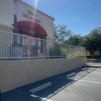 Daily Nutrition - Parking Lot View of Store - Coffee & Tea Near Me - Murrieta, California Daily Nutrition - Parking Lot View of Store - Coffee & Tea Near Me - Murrieta, California