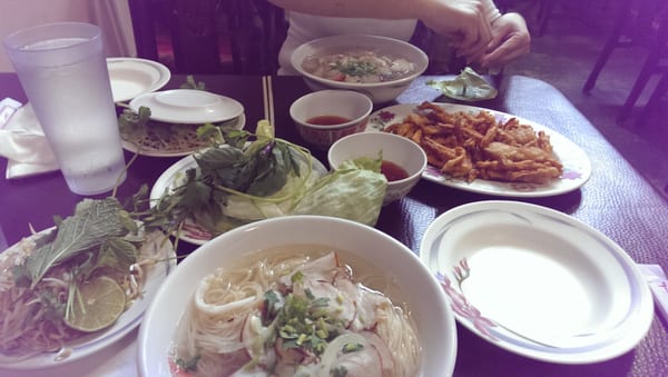 Hien Vuong Restaurant by null